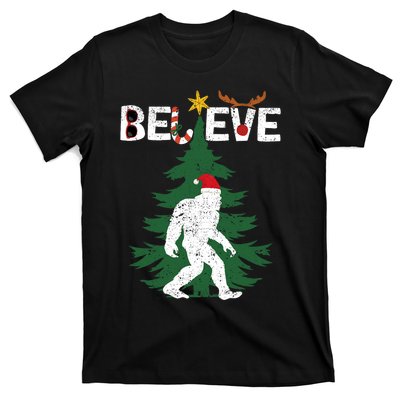 Believe Bigfoot Sasquatch Yeti Santa Hat Christmas Pajamas T-Shirt