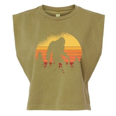 Bigfoot Believer Silhouette Sasquatch Garment-Dyed Women's Muscle Tee