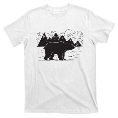 Black Bear Wildlife Animal Wilderness Graphic T-Shirt