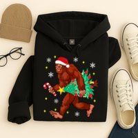 Bigfoot Carrying Christmas Tree Funny Xmas 2021 Sasquatch Hoodie
