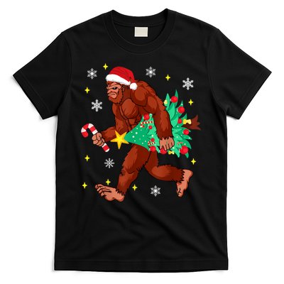 Bigfoot Carrying Christmas Tree Funny Xmas 2021 Sasquatch T-Shirt