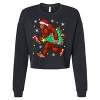 Bigfoot Carrying Christmas Tree Funny Xmas 2021 Sasquatch Cropped Pullover Crew