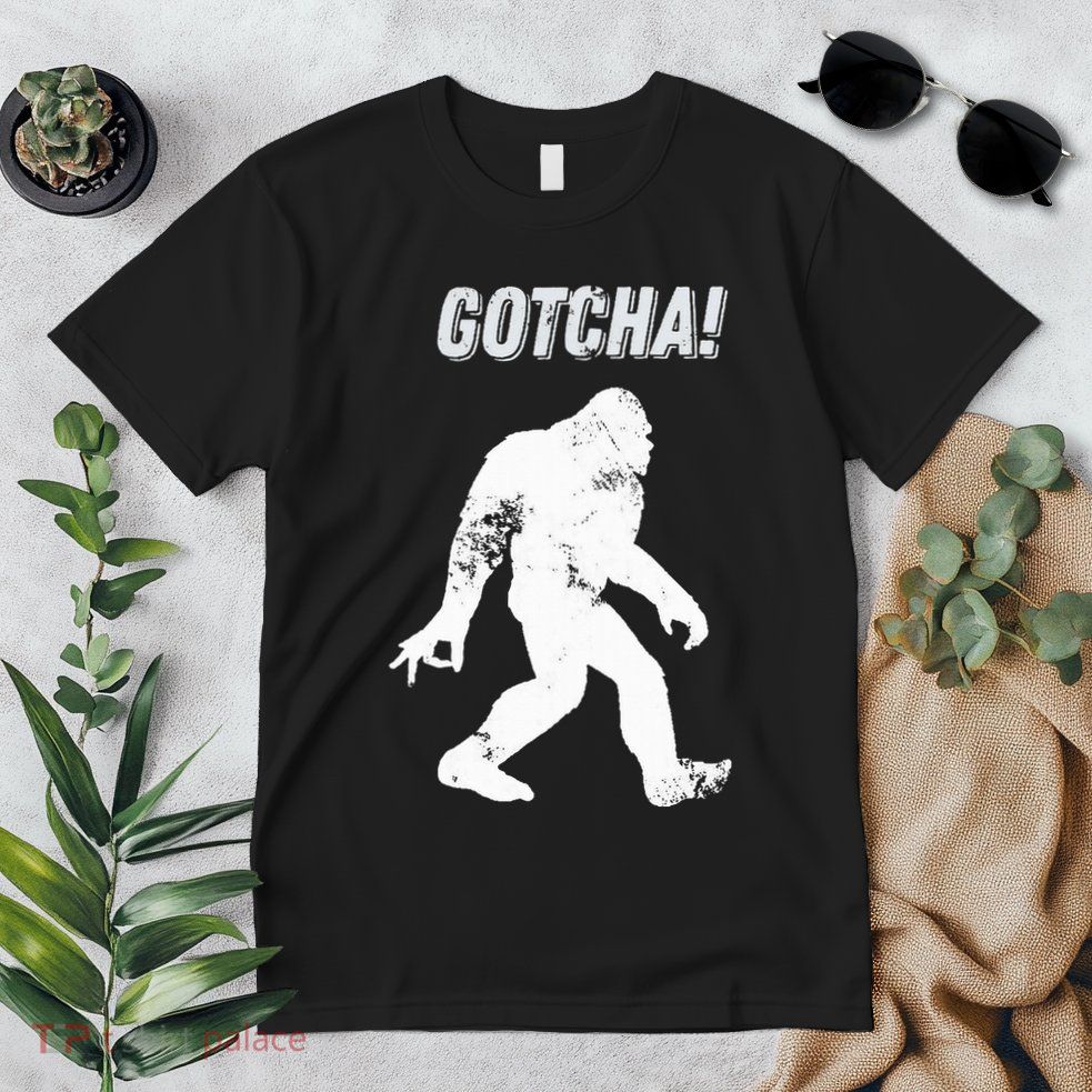 Bigfoot Circle Game Gotcha Meme Ok Hand Premium T-Shirt