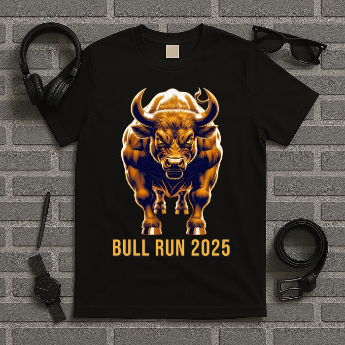 Bitcoin Cryptocurrency HODL Trader BTC Bull Run  T-Shirt
