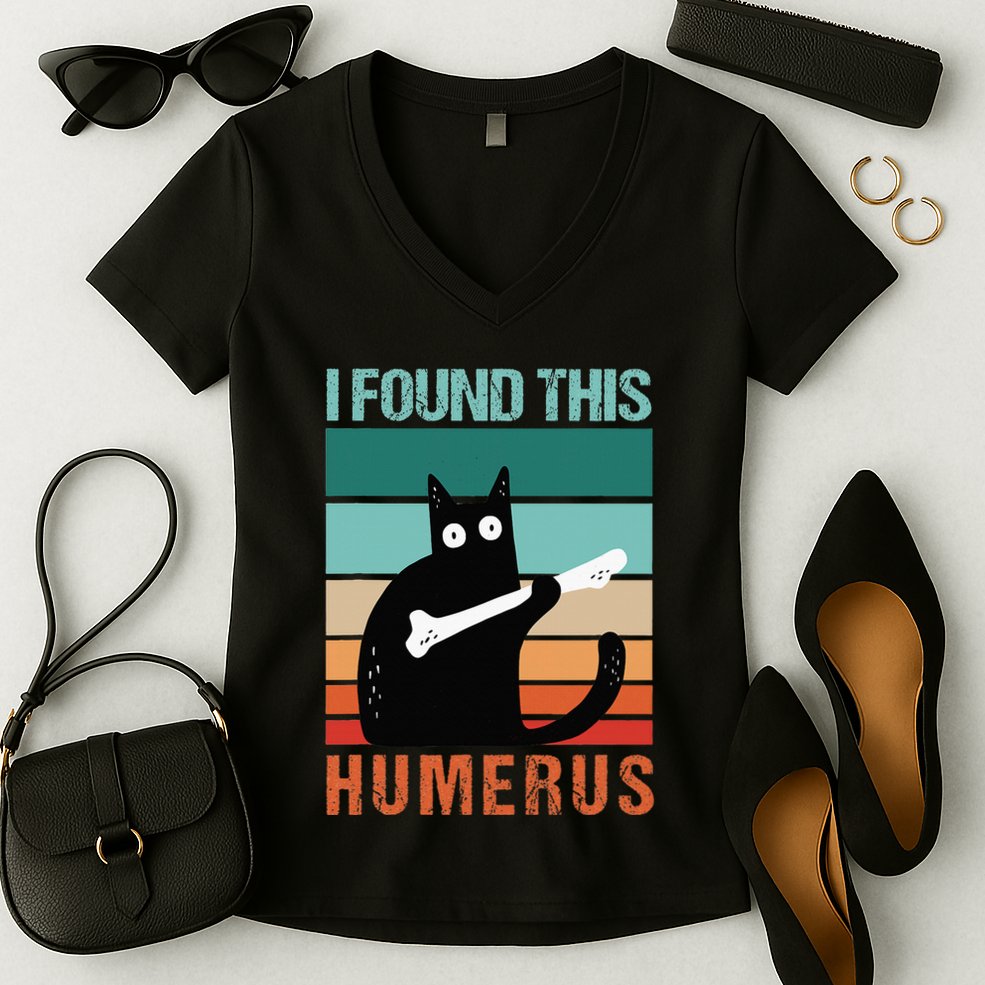 Black Cat I Found This Humerus Cat Joke Women's V-Neck T-Shirt