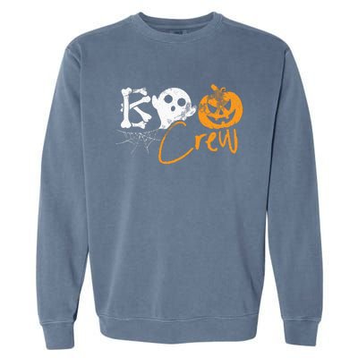 Boo Crew Lazy Halloween Costume Funny Ghost Pumpkin Bones Garment-Dyed Sweatshirt