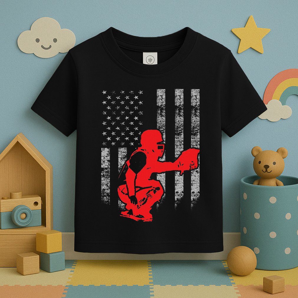 Baseball Catcher On American Flag Baseball Catcher Flag Toddler T-Shirt