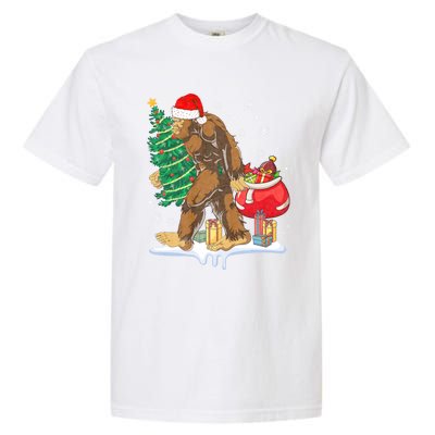 Bigfoot Christmas Tree Lights Xmas Sasquatch Lovers Garment-Dyed Heavyweight T-Shirt