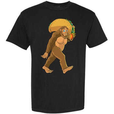 Bigfoot Carrying Taco Funny Cinco De Mayo Sasquatch Love Garment-Dyed Heavyweight T-Shirt