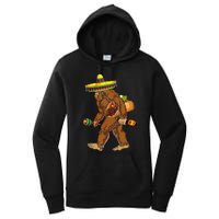 Bigfoot Carrying Taco El Squatcho Beer Pacho Sombrero Lover Women's Pullover Hoodie