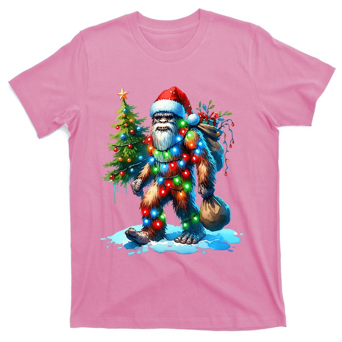 Bigfoot Christmas Tree Xmas T-Shirt