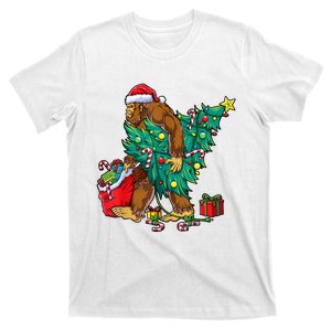 Bigfoot Christmas Tree Lights Xmas Boy Sasquatch Lovers T-Shirt