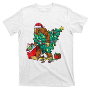 Bigfoot Christmas Tree Lights Xmas Sasquatch Lovers T-Shirt