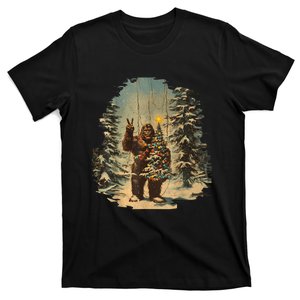 Bigfoot Christmas Tree Lights Tarot Xmas Sasquatch T-Shirt