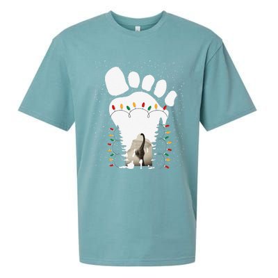 Bigfoot Christmas Tree Lights Sasquatch Loch Ness Nessie Pj Sueded Cloud Jersey T-Shirt