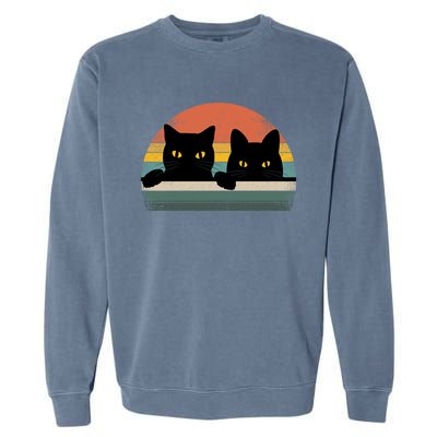 Black Cat Vintage Retro Style Cats Lover Gift Garment-Dyed Sweatshirt