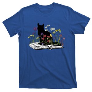 Black Cat With Flowers Book Retro Meaningful Gift T-Shirt