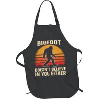 Bigfoot Doesnt Believe In You Either Bigfoot Sasquatch Retro Apron
