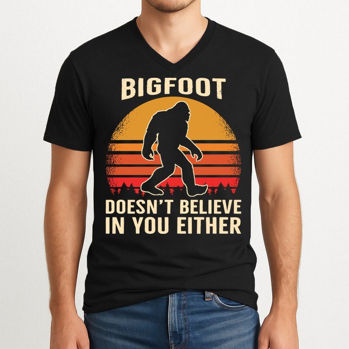 Bigfoot Doesnt Believe In You Either Bigfoot Sasquatch Retro V-Neck T-Shirt