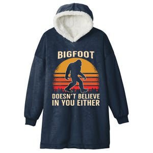 Bigfoot Doesnt Believe In You Either Bigfoot Sasquatch Retro Hooded Wearable Blanket