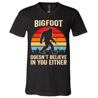 Bigfoot Doesnt Believe In You Either Bigfoot Doesn't Plus Size V-Neck T-Shirt