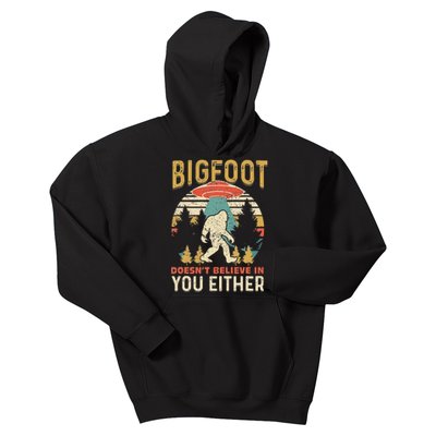 Bigfoot Doesnt Believe In You Either Funny Sasquatch Vintage Kids Hoodie