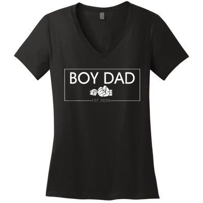 Boy Dad Est 2024 Boy Dad To Be Fathers Day 2024 New Dad Women's V-Neck T-Shirt