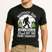 Bigfoot Dad Funny Sasquatch Bigfoot Fathers Day Cooling Performance Crew T-Shirt