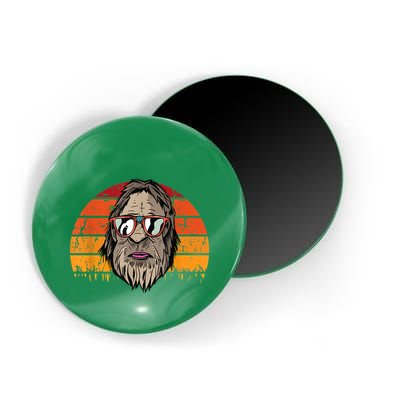 Bigfoot Dad Fathers Day Retro Vintage Sasquatch Yeti Papa Magnet