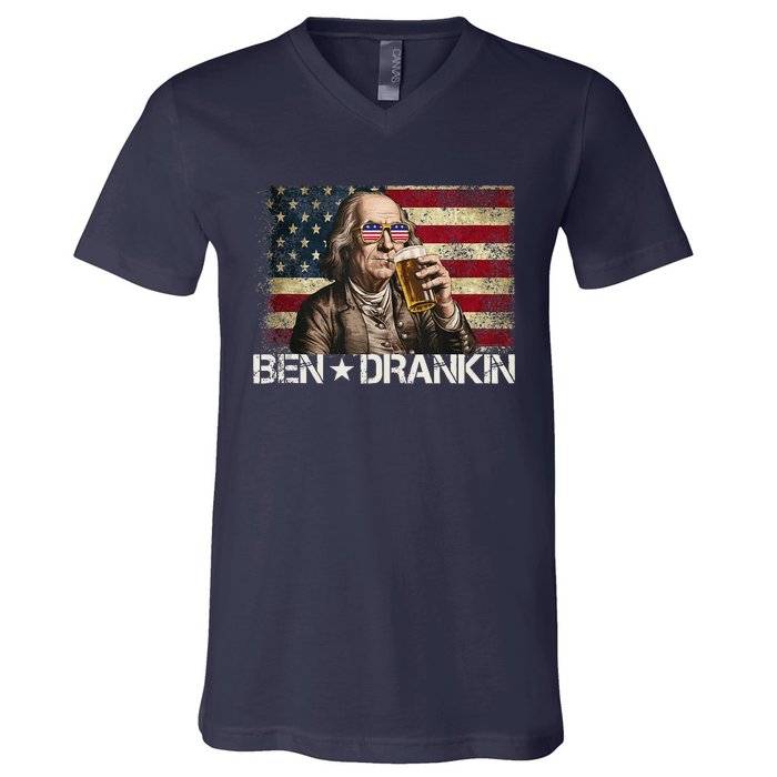 Ben Drankin Funny Beer 4th Of July Retro Usa Flag 4 July V-Neck T-Shirt