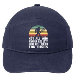 Bigfoot Disc Golf Sasquatch Yeti Frisbee Golf Ultimate Gift 7-Panel Snapback Hat