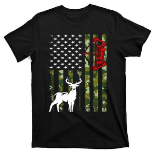 Buck Deer Hunting American Flag Camouflage Bow Hunting T-Shirt