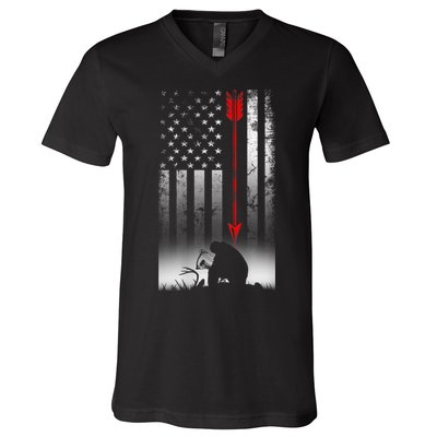 Bow Deer Hunting American Flag For Bow Hunting V-Neck T-Shirt
