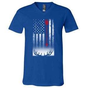 Bow Deer Hunting American Flag Bow Hunting Lover Gift V-Neck T-Shirt