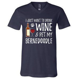 Bernedoodle Dog Lover Wine Funny Dog Mom Gift V-Neck T-Shirt