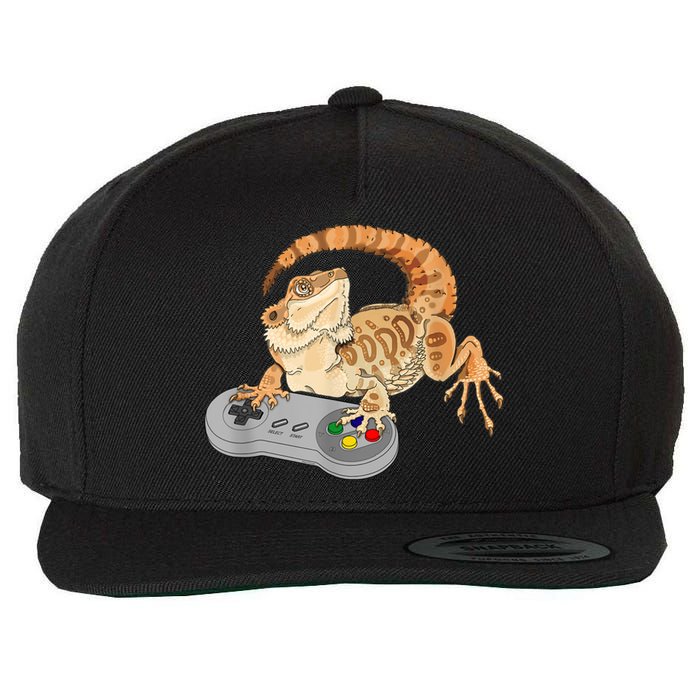 Bearded Dragon Playing Video Game Reptiles Pagona Gamer Wool Snapback Cap