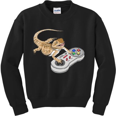 Bearded Dragon Playing Video Game Reptiles Pagona Gamers Kids Sweatshirt