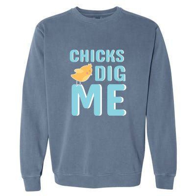 Chicks Dig Me Happy Easter Day funny easter for kids Boys Girls Garment-Dyed Sweatshirt