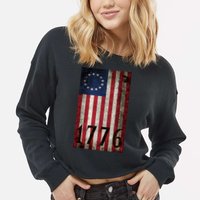 Betsy Ross 1776 13 State Original Colonies Flag Cropped Pullover Crew