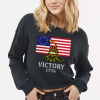 Betsy Ross Flag Don't Tread On Me 13 Colonies Cropped Pullover Crew