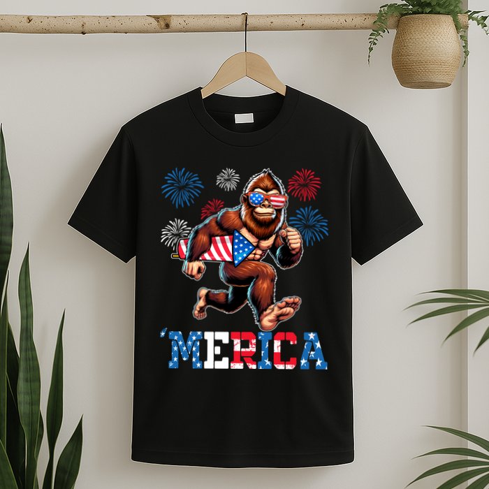 Bigfoot Fireworks 4th Of July Men Sasquatch American Flag T-Shirt