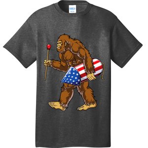 Bigfoot Fireworks 4th Of July Sasquatch American Flag Us T-Shirt