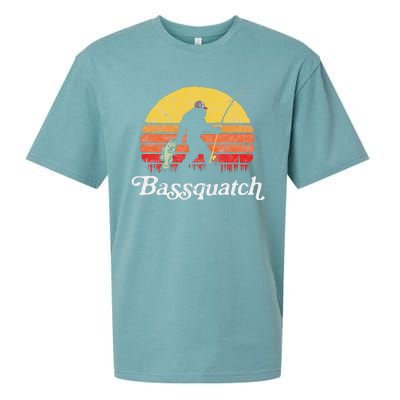 Bassquatch! Funny Bigfoot Fishing Outdoor Retro Sueded Cloud Jersey T-Shirt