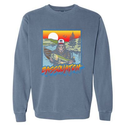 Bassquatch! Funny Bass Fishing Sasquatch Retro 80s Fisherman Garment-Dyed Sweatshirt