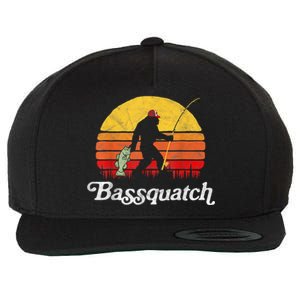 Bassquatch! Funny Bigfoot Fishing Outdoor Retro Wool Snapback Cap