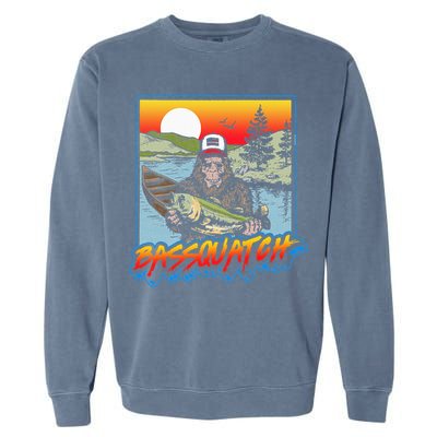 Bassquatch! Funny Bass Fishing Sasquatch Retro 80s Fisherman Garment-Dyed Sweatshirt