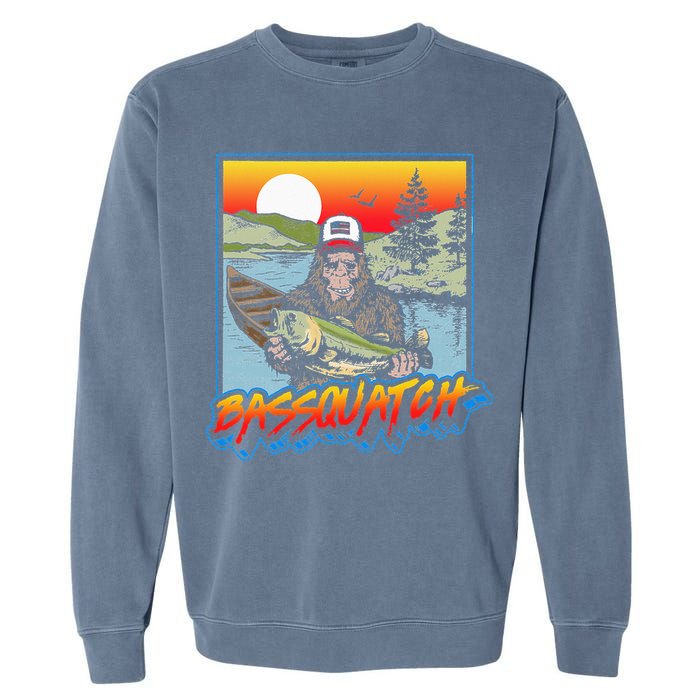 Bassquatch! Funny Bass Fishing Sasquatch Retro 80s Fisherman Garment-Dyed Sweatshirt