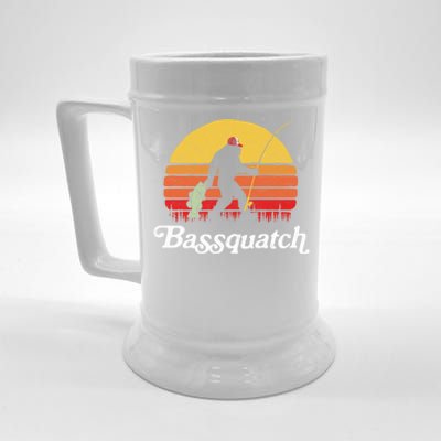 Bassquatch! Funny Bigfoot Fishing Outdoor Retro Funny Gift Gift Beer Stein