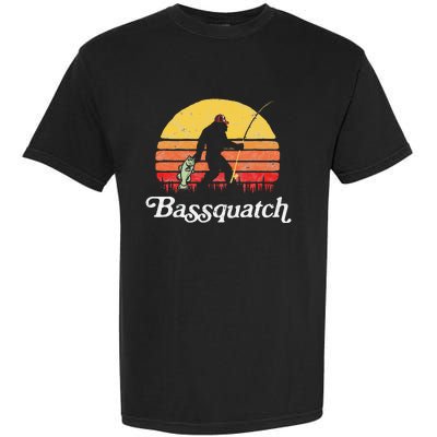 Bassquatch! Funny Bigfoot Fishing Outdoor Retro Garment-Dyed Heavyweight T-Shirt