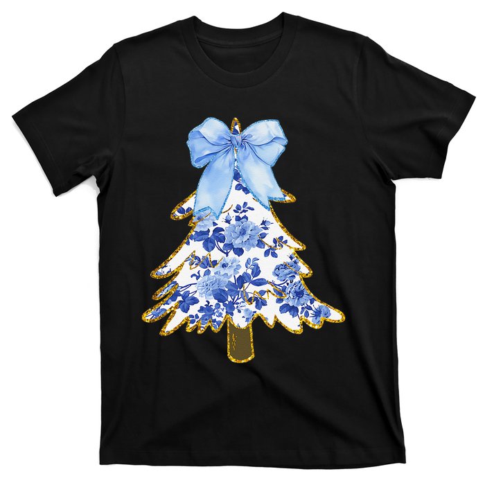 Blue Floral Coquette Bow Christmas Tree Chinoiserie Women T-Shirt